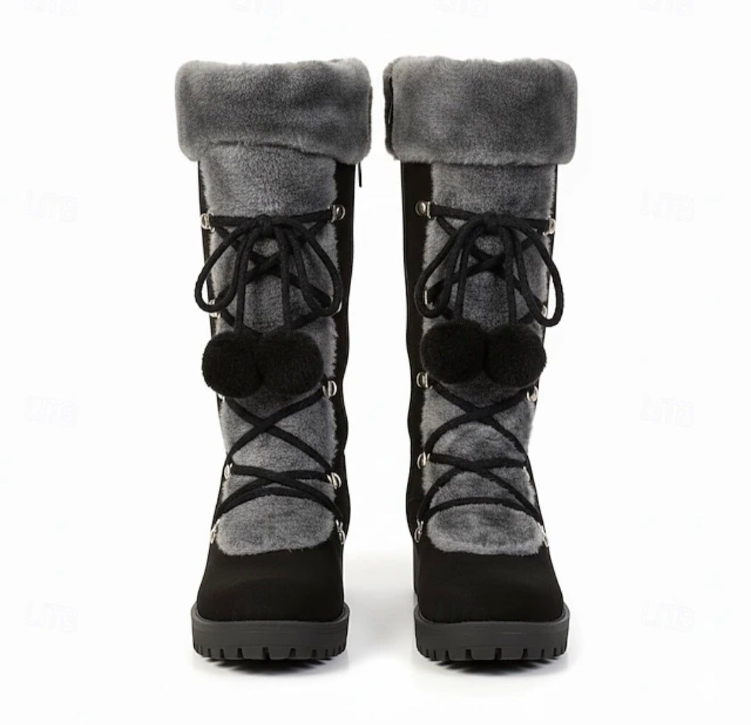 Lace up boots with faux fur