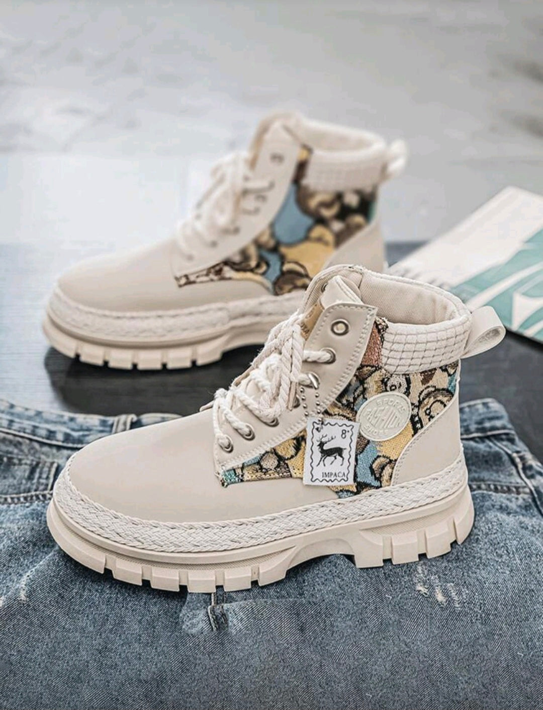 Unisex stylish workwear boots