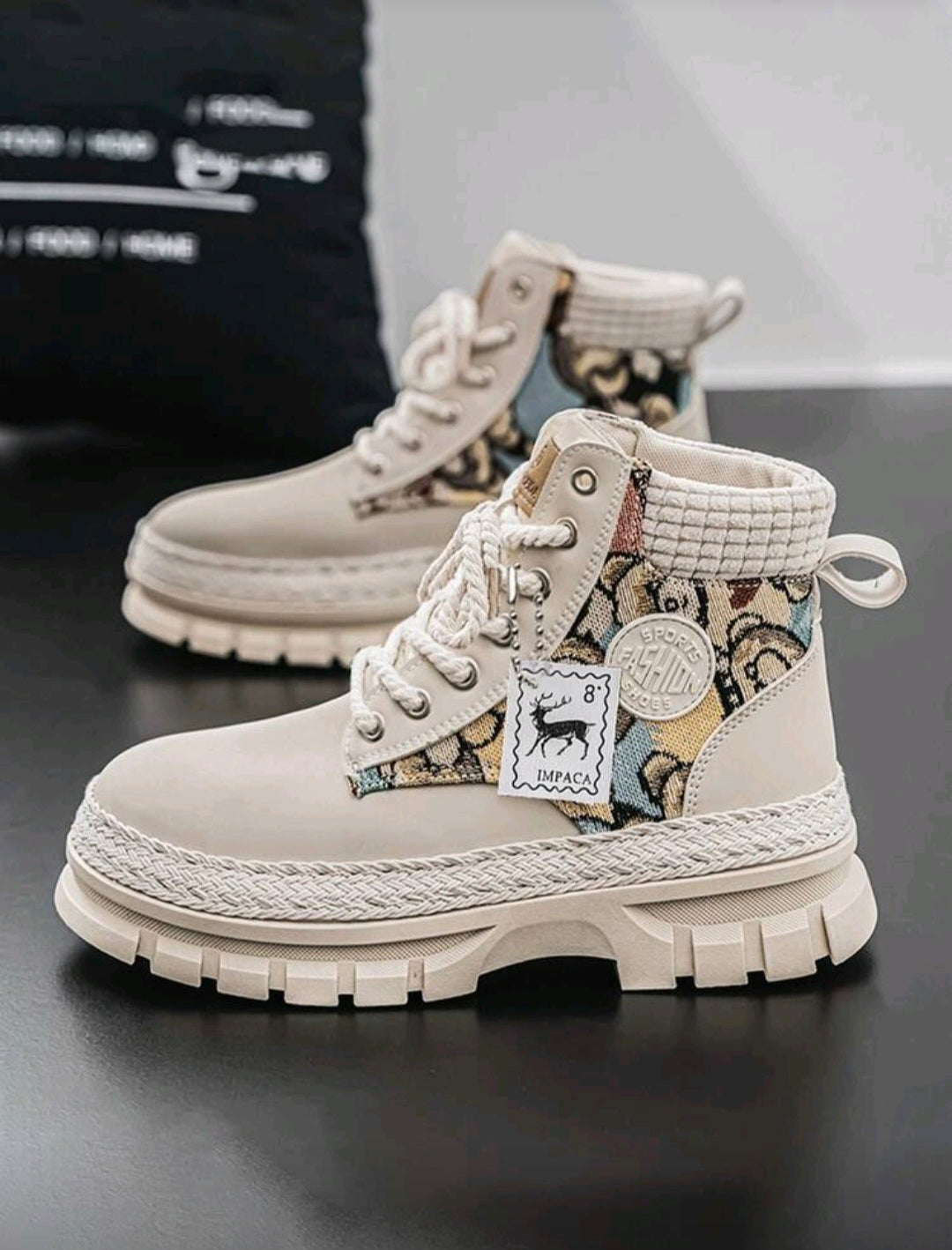 Unisex stylish workwear boots