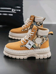 Unisex stylish workwear boots